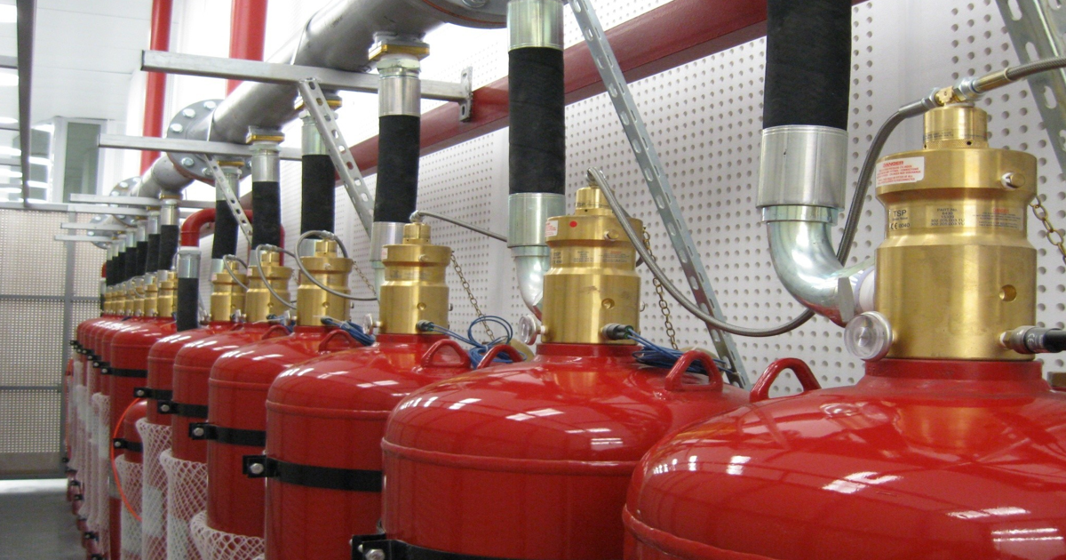 Napełnianie gaśnic CO2 – urządzenia i wymagania